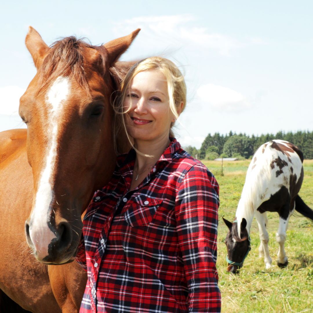 Homestead Hacks for Busy People — Lessons, Laughs, and Real-Life Tips from Diana Klejne
