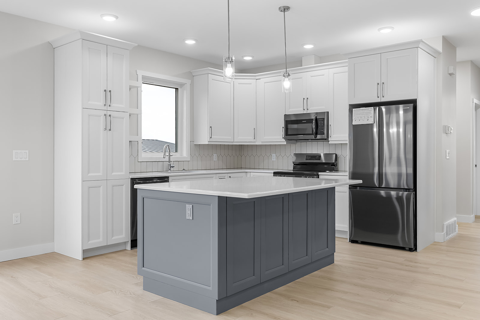 712 mountain view
