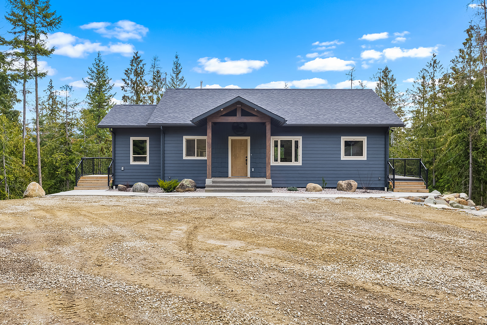 1562 Teetzel Road