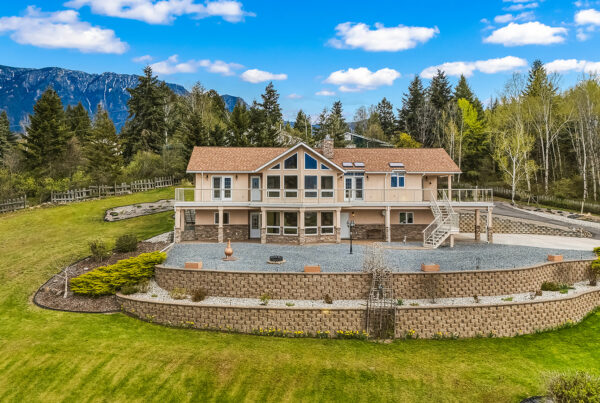 2489 38th Street – Luxury, Privacy & Perfection | Custom 4 Bed Home + Dream Shop on 2 Acres