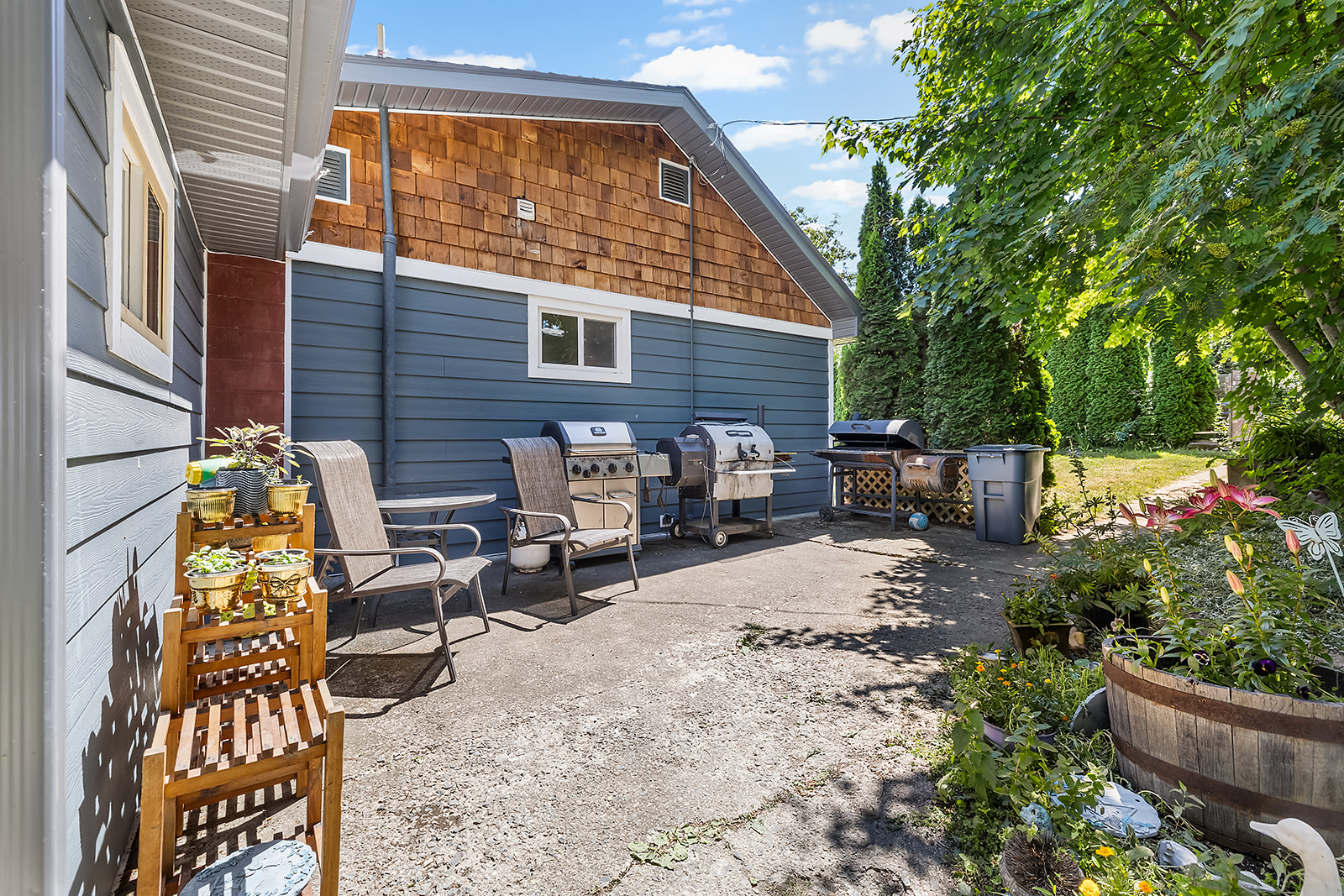 2110 Connel road