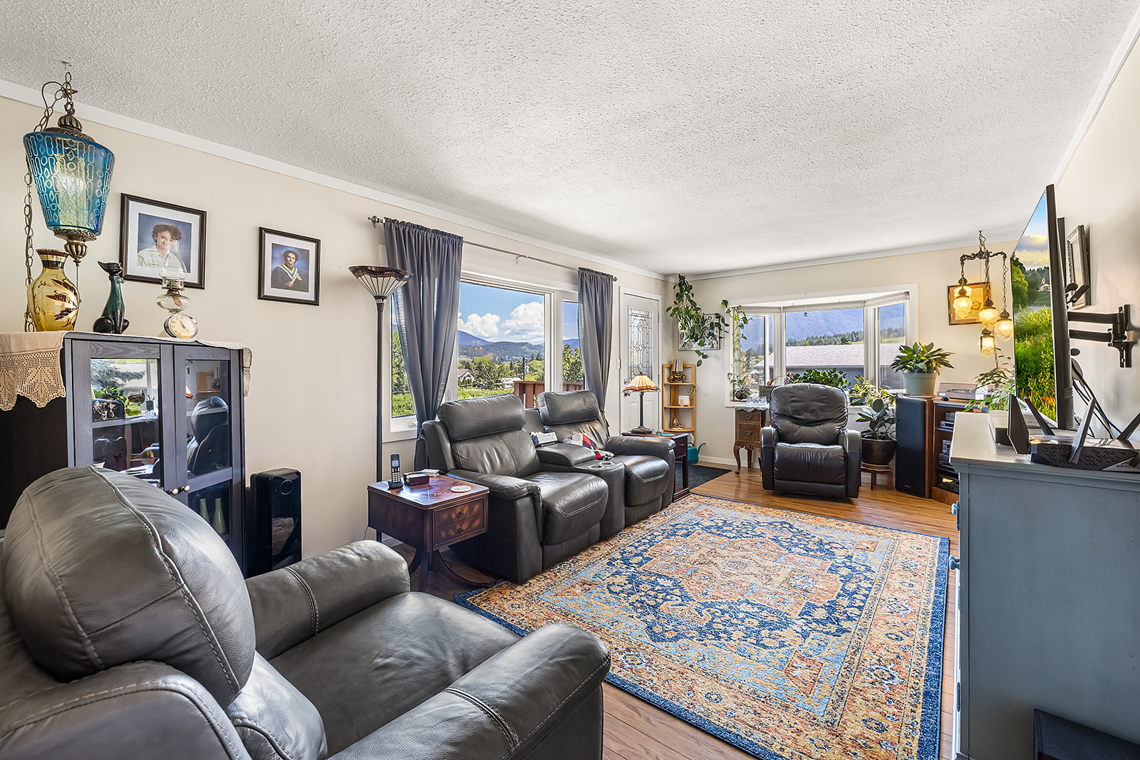 2110 Connel road